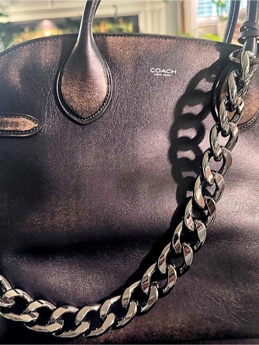 Coach Empire 40 in Loved Leather NWOT